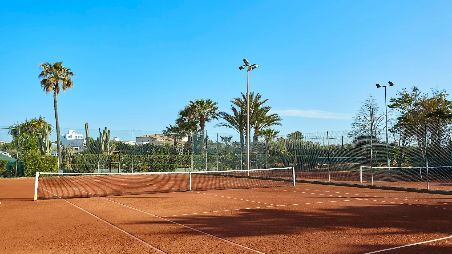 Universal Grand Leon & Spa Colonia de Sant Jordi Hotel