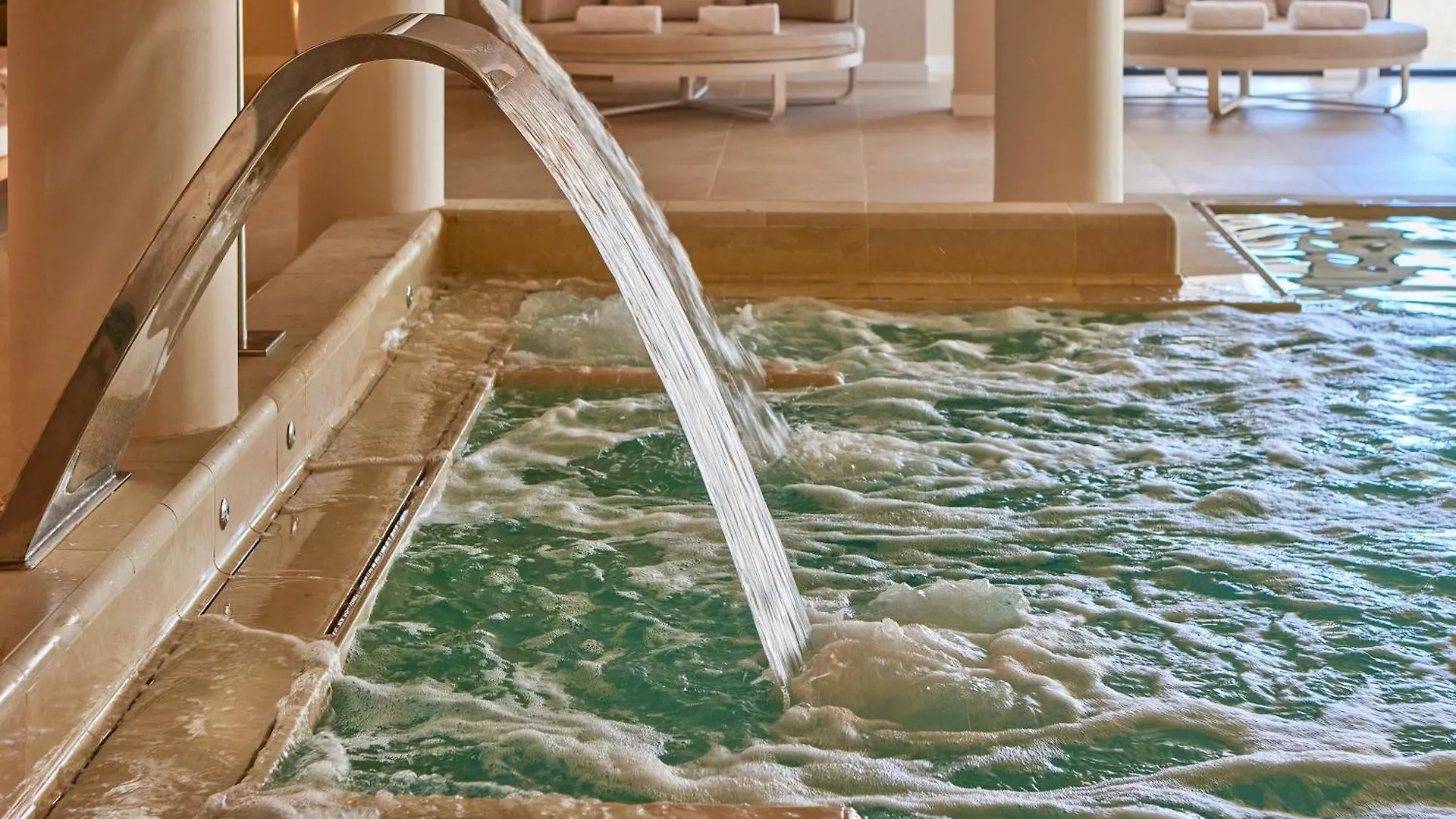 Universal Grand Leon & Spa Colonia de Sant Jordi 5*,