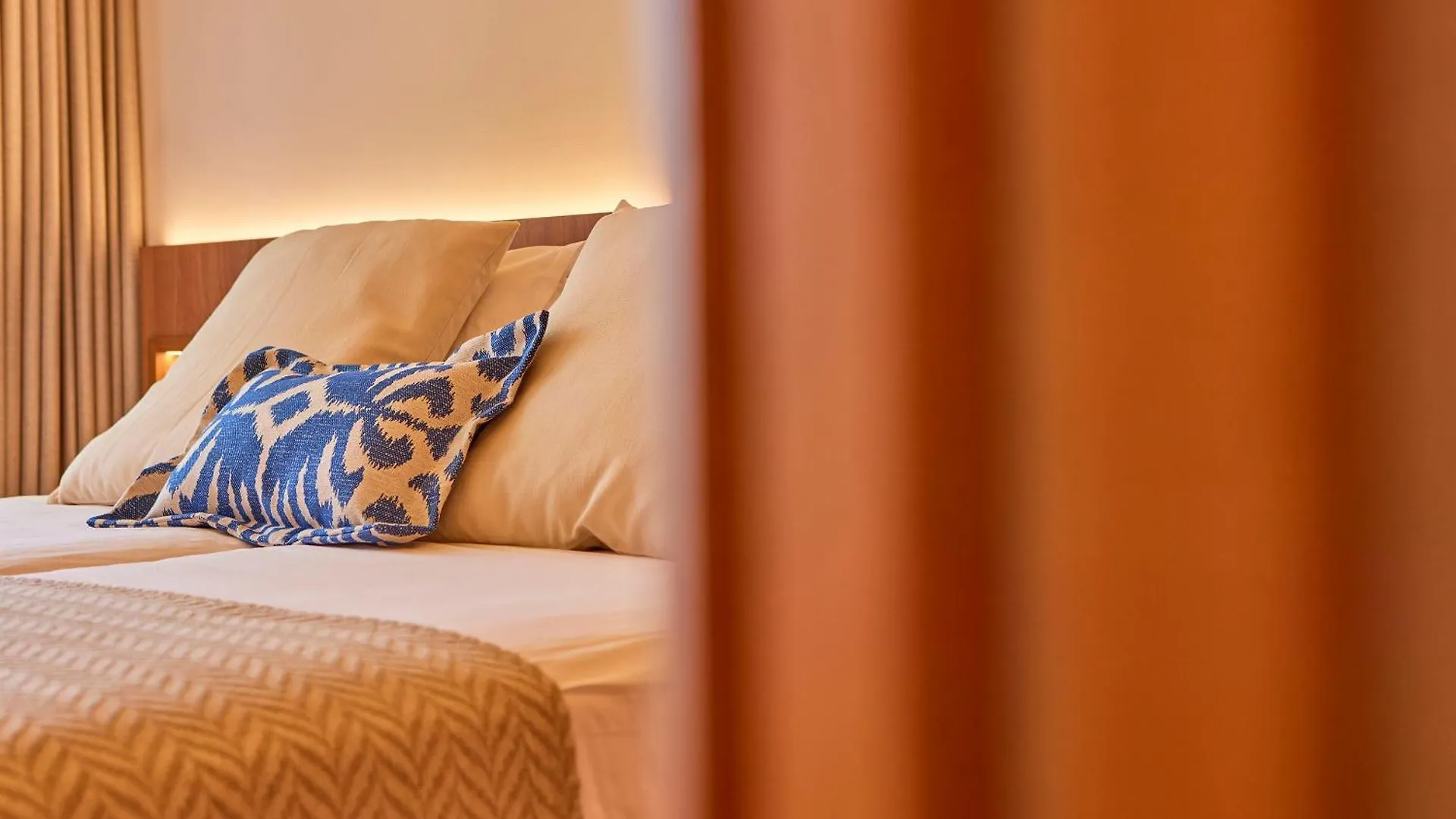 Universal Grand Leon & Spa Colonia de Sant Jordi 5*,  Spain